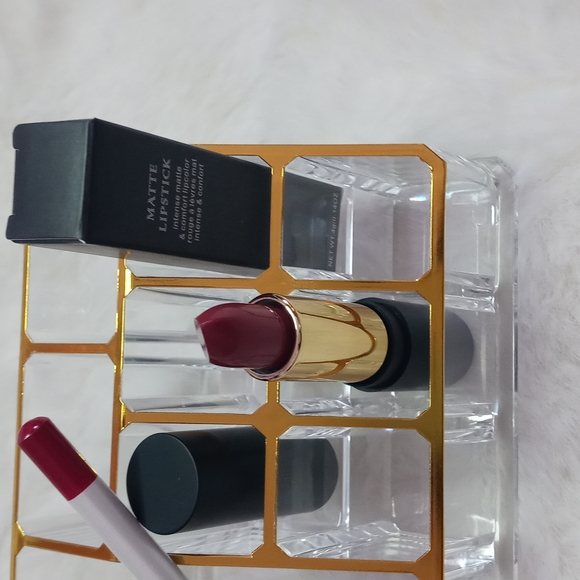 Cosmetics - Picture 2 of 2